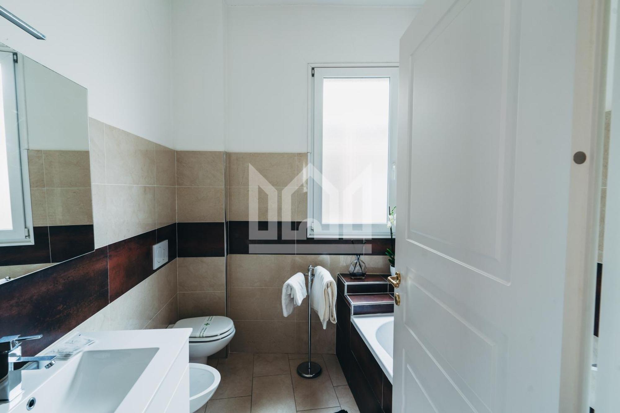 Gold Apartment Ферара Екстериор снимка