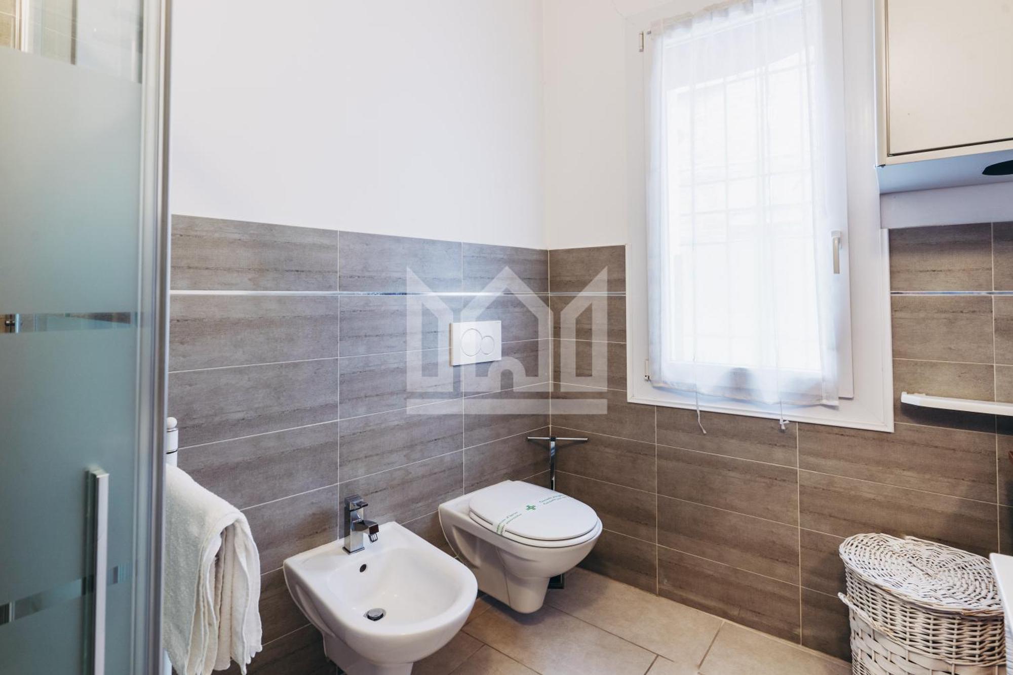 Gold Apartment Ферара Екстериор снимка